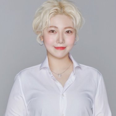 다은