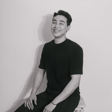 동욱