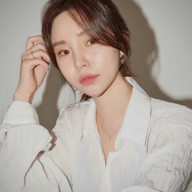 고은