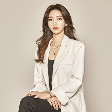 고은
