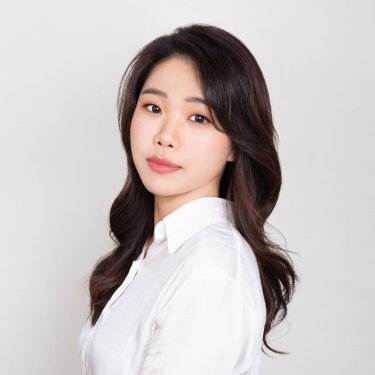 윤지